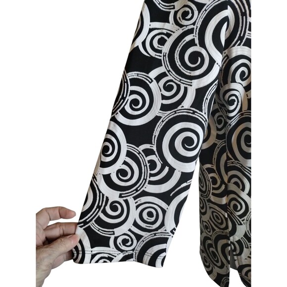 Travel Elements Tunic Top size large EUC. - Picture 5 of 9